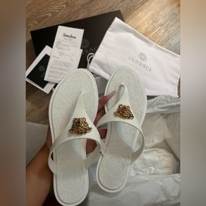 Versace La Medusa Flat Sandals